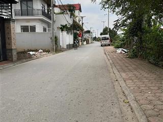 Bán gấp 80m2 kiêu kỵ, giá rẻ, vị trí đẹp, mặt tiền 5m hậu 5.2m đường thông ô tô 7 chỗ chỉ hơn 5 tỷ