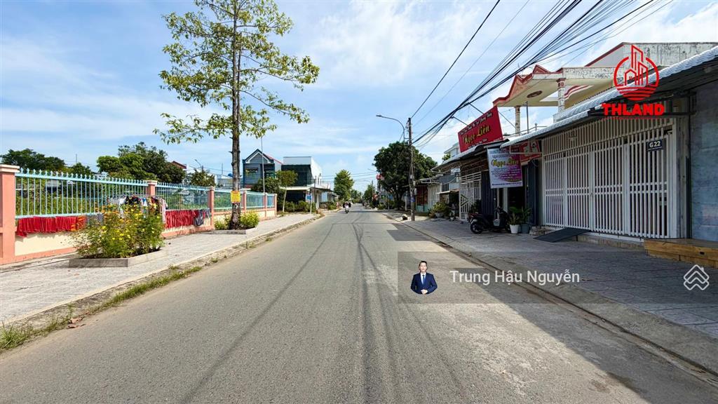 Nhà ngọc hân công chúa gần toà án tỉnh ag mới  chợ 30/4, lộ 7m lề 4m, 4.5x24m, 3 ngủ 1 toilet, shr