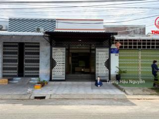 Nhà ngọc hân công chúa gần toà án tỉnh ag mới  chợ 30/4, lộ 7m lề 4m, 4.5x24m, 3 ngủ 1 toilet, shr