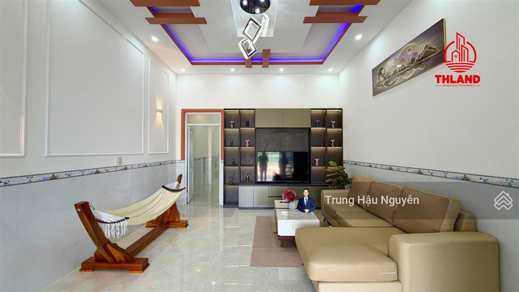 Nhà ngọc hân công chúa gần toà án tỉnh ag mới  chợ 30/4, lộ 7m lề 4m, 4.5x24m, 3 ngủ 1 toilet, shr