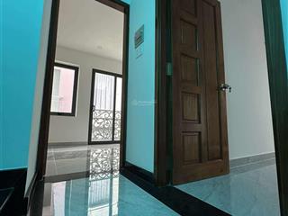 Nhà đẹp mới xây hẻm 386 lê văn sỹ, quận 3, 5 lầu, 4 phòng ngủ, 5 vệ sinh, 52m2 công nhận đủ