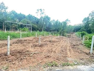 Bán lô đất đối diện kcn rạch bắp, sau lưng trường tiều học. 445m2 tc 100m. giá chỉ 1 tỷ 760