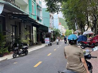 Bán nhà 3 mê góc 2 mặt tiền đường nguyễn trung trực  khu vip nguyễn thị định, trung tâm quy nhơn