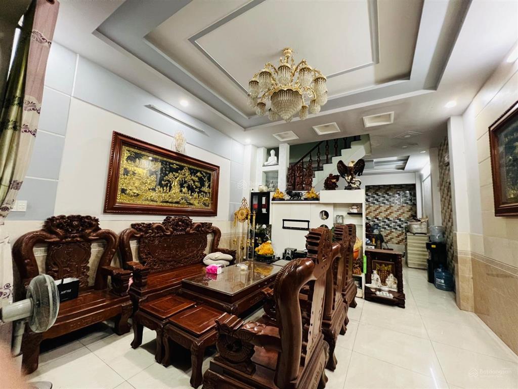 Chủ gửi bán gấp nhà 1 sẹc liên khu 10  11 hẻm thông 8m. 4,5x18m đúc 4 tấm nhà mới, giá 6 tỷ tl