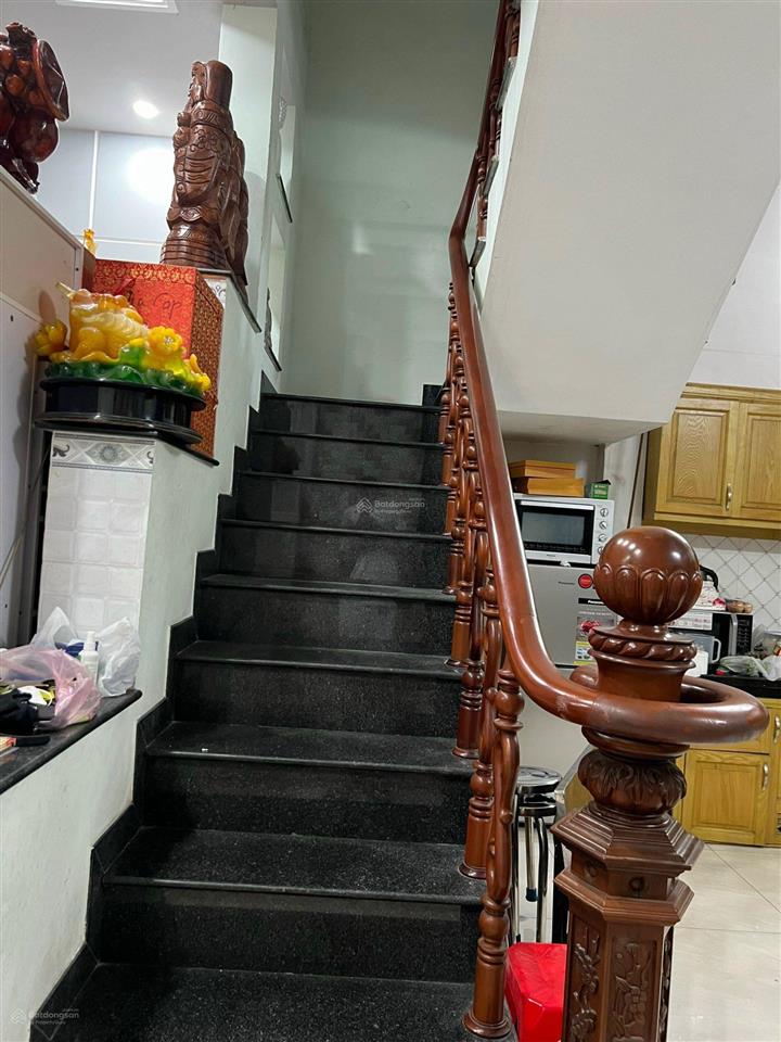 Chủ gửi bán gấp nhà 1 sẹc liên khu 10  11 hẻm thông 8m. 4,5x18m đúc 4 tấm nhà mới, giá 6 tỷ tl