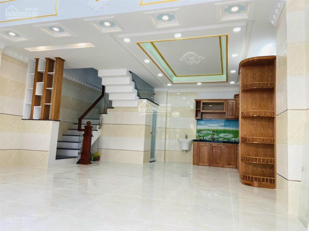 Bán gấp nhà 222/2 đường lê văn quới tiện mua bán kinh doanh, dt 4x18m giá 5,5 tỷ tl, đường nhựa kd