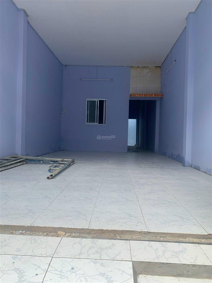 Bán nhà 1 sẹc hương lộ 2 ngay trường học bình trị đông. diện tích ngang 4x19m. hẻm 8m khu nhà lầu