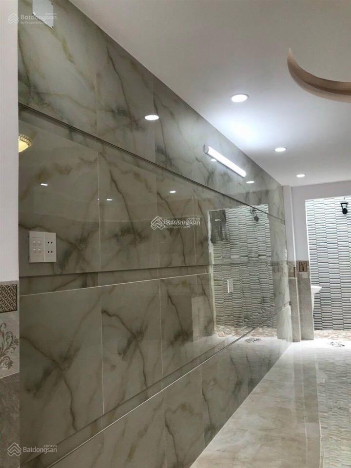 Bán nhà 80m2 đúc 4 tấm đường lê văn quới, hẻm 8m xe hơi, giá 6 tỷ còn tl, khu dân cư