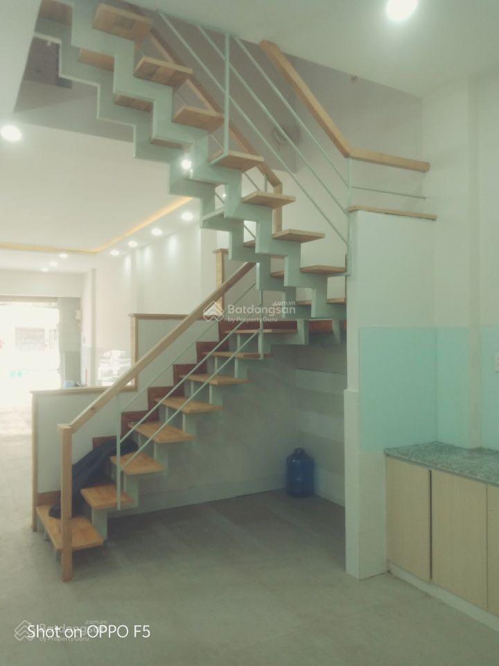 Bán nhà mặt tiền đường số 8, lê văn quới. dt ngang 4x18m đúc trệt lầu, giá 5,9tỷ tl