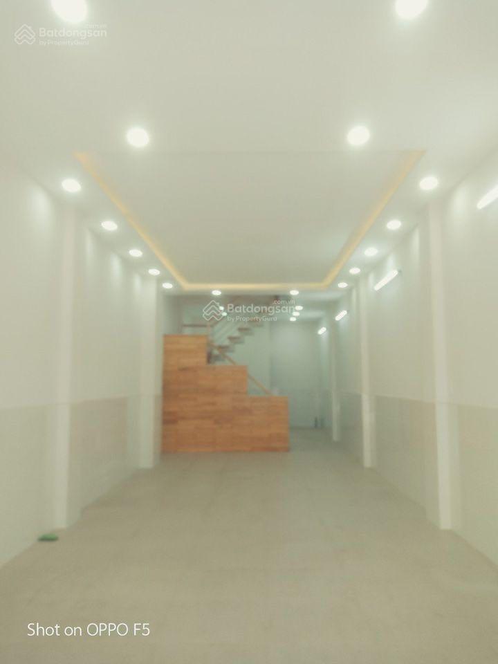 Bán nhà mặt tiền đường số 8, lê văn quới. dt ngang 4x18m đúc trệt lầu, giá 5,9tỷ tl