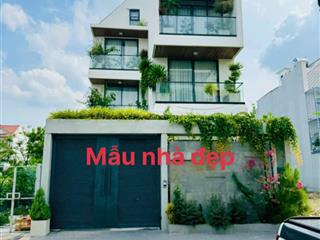 Bán đất thế kỉ 21 dt 161m2 (7.5m x21.5m) giá 27.4 tỷ ( 169 triệu/m2) sổ hồng riêng sang tên ngay