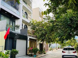 Dạ mua đất nền nam rạch chiếc alo quỳnh nhi ạ, giáp đất xanh senturia dt 80m2 (5m x16m) giá 11.4 tỷ