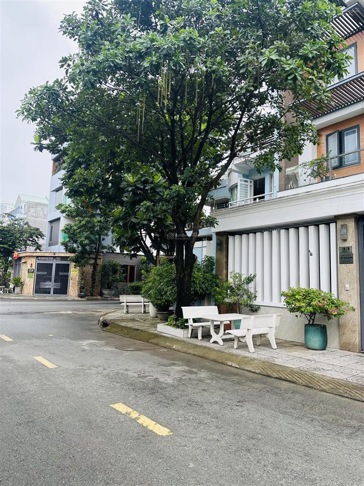 Bán đất ngang 11m kdc thế kỉ 21 dt 236m2 (11m x21.5m) giá 41 tỷ 405 phù hợp xây biệt thự