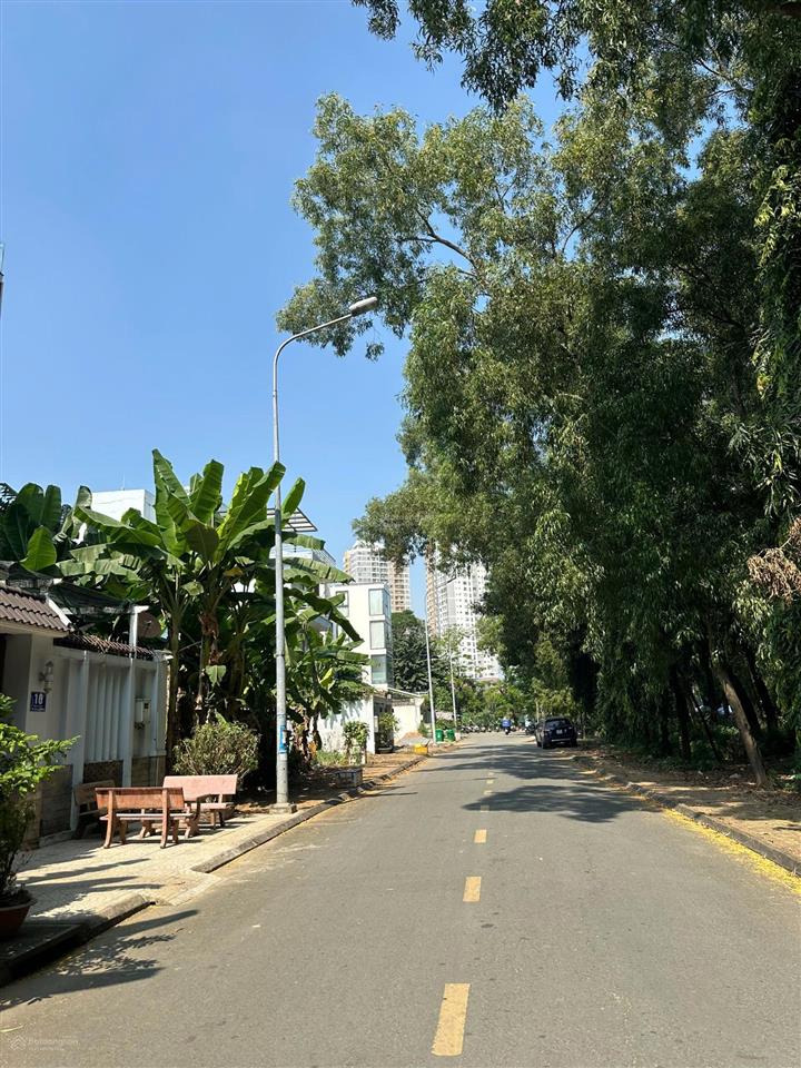 Siêu hiếm! nền dãy a1xx thế kỉ 21 giá 150 tr/m2, dt 160m2 giá 24 tỷ phù hợp xây ở và văn phòng