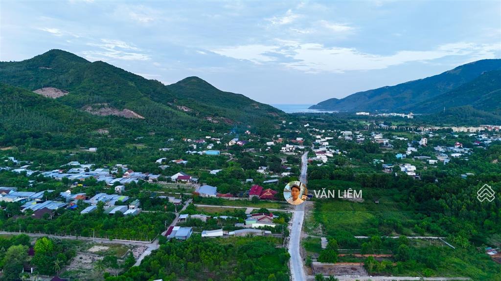 Bán đất phước hạ  phước đồng  gần đường thái khang  hướng tây nam  đường bê tông 6m trước sau