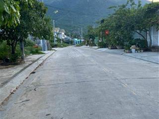 Bán lô đất đường trần nam trung, vị trí trung tâm xã phước đồng. diện tích 111,6m2 (ngang 5m)