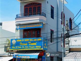 Căn góc lê hồng phong gần siêu thị coopmart
 diện tích  102.2m2 ( ngang 5.5m )
 nhà 3 tầng