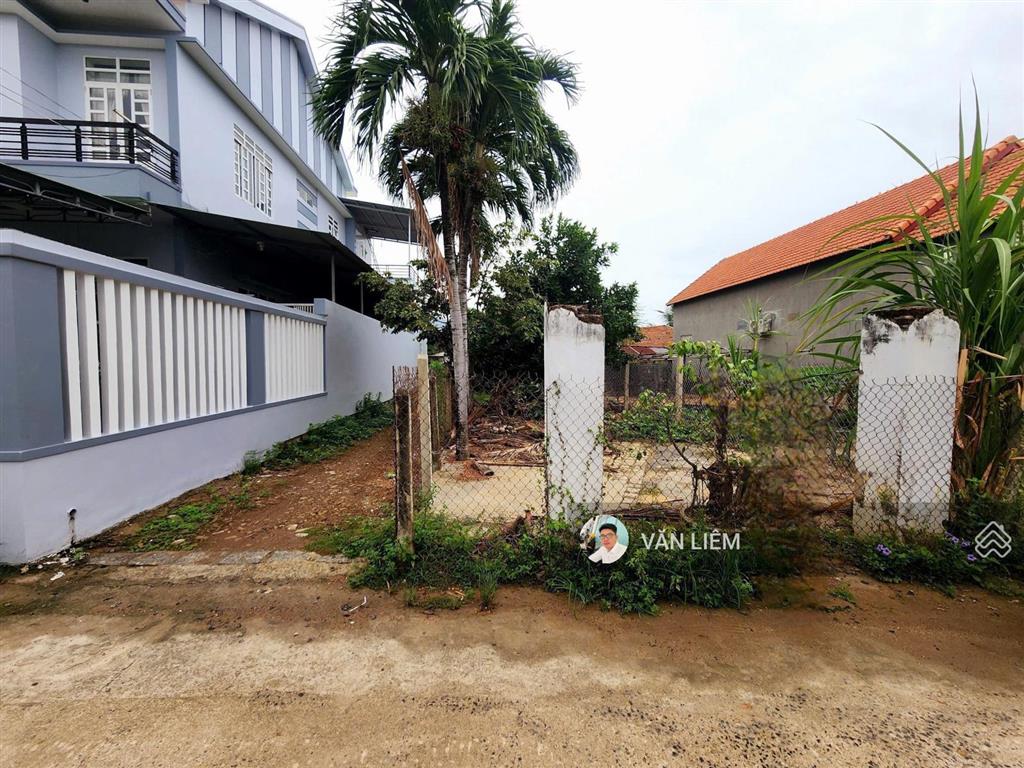 bán lô góc 2 mặt tiền tại trung tâm thị trấn diên khánh vị trí tdp phú lộc đông 3,