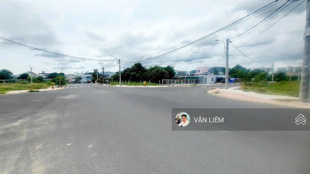 Cần bán lô đất tđc ngọc hiệp tp. nha trang. diện tích 105m2 ngang 5m, mặt tiền đường nhựa rộng