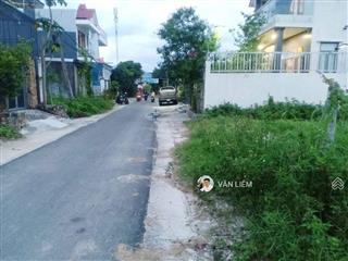 Lô đất mặt tiền đường nhựa 2,2 tỷ diên toàn  diên khánh
 0981 175 ***