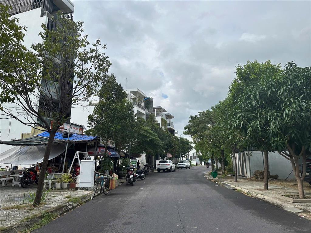 Bán lô đất an bình tân đường t3 diện tích 100,3m2 hướng tây bắc. đường rộng 13m