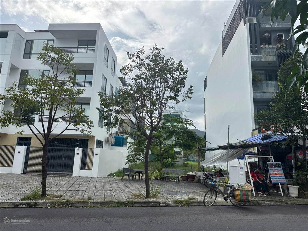 Bán lô đất an bình tân đường t3 diện tích 100,3m2 hướng tây bắc. đường rộng 13m