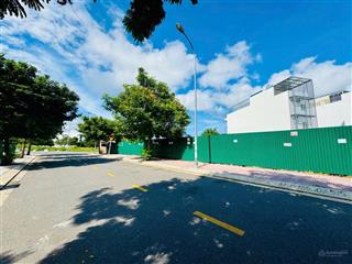 Bán lô góc kđt hà quang 2 đường số 10 vs đường 1a ngang 10m giá 63tr/m2
 diện tích  160m2