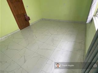 Cho thuê nhà 4pn dt 90m2, 15 triệu trục đường liên phường
