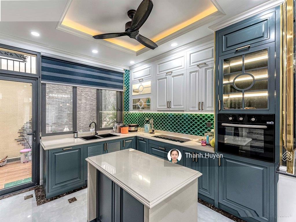 Cho thuê nhà verosa khang điền nội thất đẹp 3 phòng ngủ  0909 394 ***