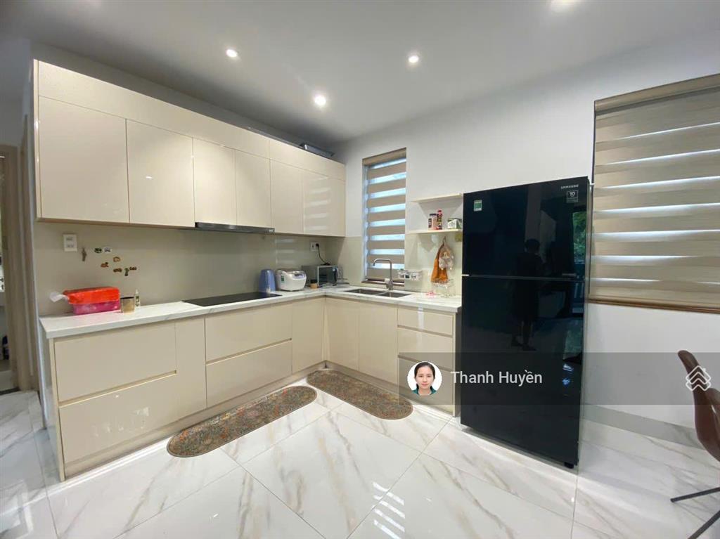 Huyền  biệt thự valora kikyo nhà mới full nội thất 260m2 sân vườn rộng