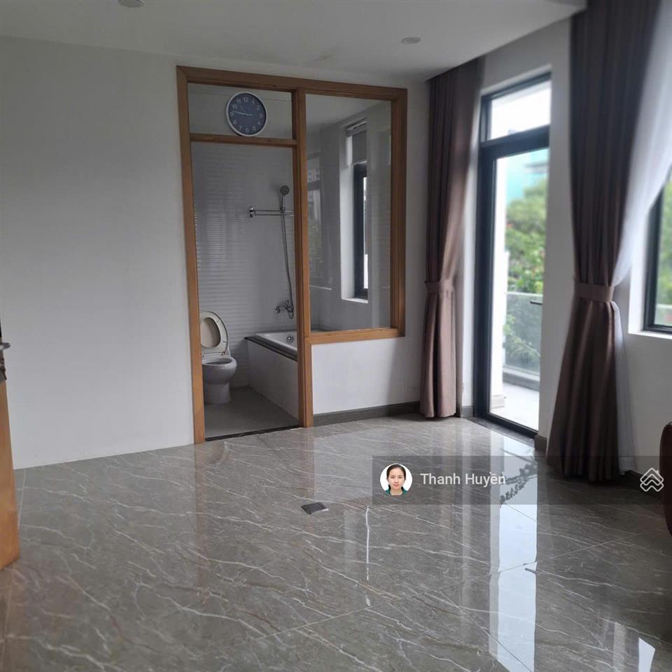 Chính chủ gửi thuê biệt thự lucasta khang điền, đường rộng 20m trệt 2 lầu 4 phòng