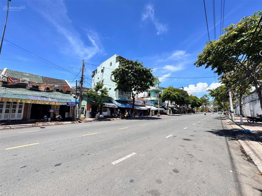 Căn góc đường tô hiệu gần biển nha trang