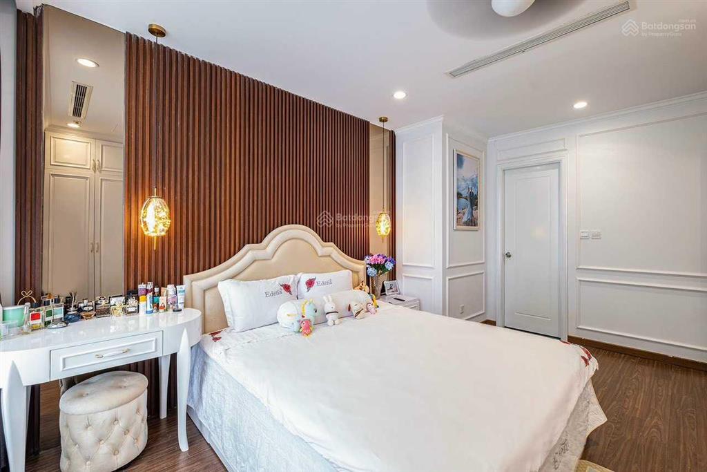 Bán nhanh căn hộ vinhomes central park 119m2, 3 pn view sông