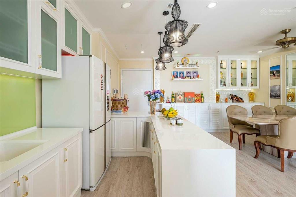 Bán nhanh căn hộ vinhomes central park 119m2, 3 pn view sông