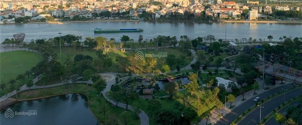 Bán nhanh căn hộ vinhomes central park 119m2, 3 pn view sông