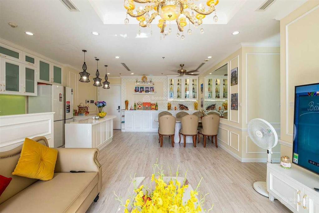 Bán nhanh căn hộ vinhomes central park 119m2, 3 pn view sông