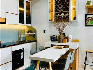 2pn 2wc, dt 70m2, full nội thất, view sông, gần rmit, tdtu, phú mỹ hưng. cc sunrise riverside