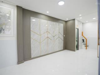 Chỉ 1tỷ150tr sở hữu nhà shc 1 trệt 1 lầu 2 phòng ngủ rộng gần đh nguyễn tất thành q12