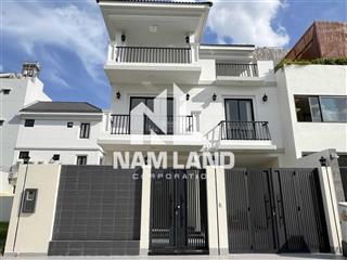 Nhà mới xây 400m2 trống suốt 3 sàn làm showroom, văn phòng công ty ngay trung tâm phường an phú