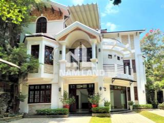 Cho thuê biệt thự 500m2 sân vườn trệt 3 lầu 5 phòng tại trung tâm phường thảo điền gần trường bis
