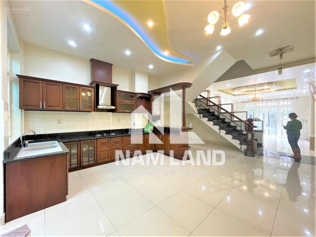 Cho thuê nhà hướng đông nam gần ubnd phường an phú trệt 3 lầu 5 phòng lớn để làm văn phòng công ty