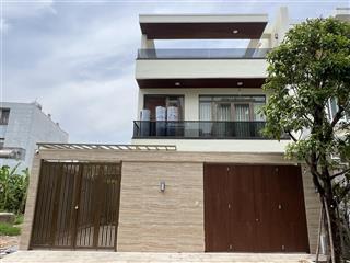 Cho thuê biệt thự đường 31c gần công viên cao đức lân sân xe hơi 3 lầu 4 phòng đủ nội thất cao cấp