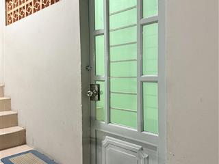 Phòng trọ phạm văn chí q. 6, 30m2  3,4 triệu/tháng (tầng trệt, lối đi riêng, 1pn)