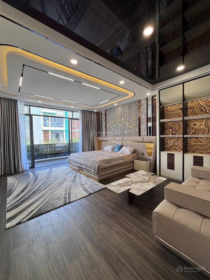 Tuyệt phẩm nhà phố hiện đại có thang máy xịn sò. phú mỹ quận 7