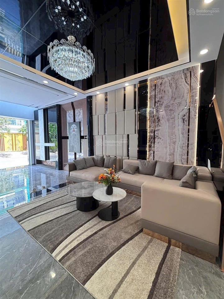 Tuyệt phẩm nhà phố hiện đại có thang máy xịn sò. phú mỹ quận 7