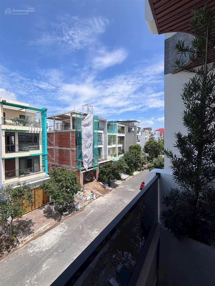 Tuyệt phẩm nhà phố hiện đại có thang máy xịn sò. phú mỹ quận 7