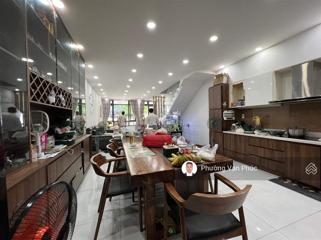 Hot bán nhà hoàn thiện cao cấp vạn phúc đã có sổ hồng, 5x20m, có thang máy, chỉ 20.5 tỷ