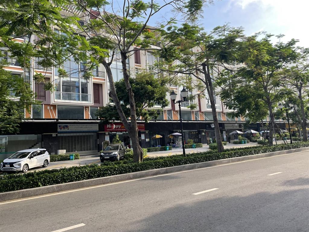Hot! bán shophouse 7x20m mặt tiền đường chính khu đô thị vạn phúc chỉ còn 38 tỷ