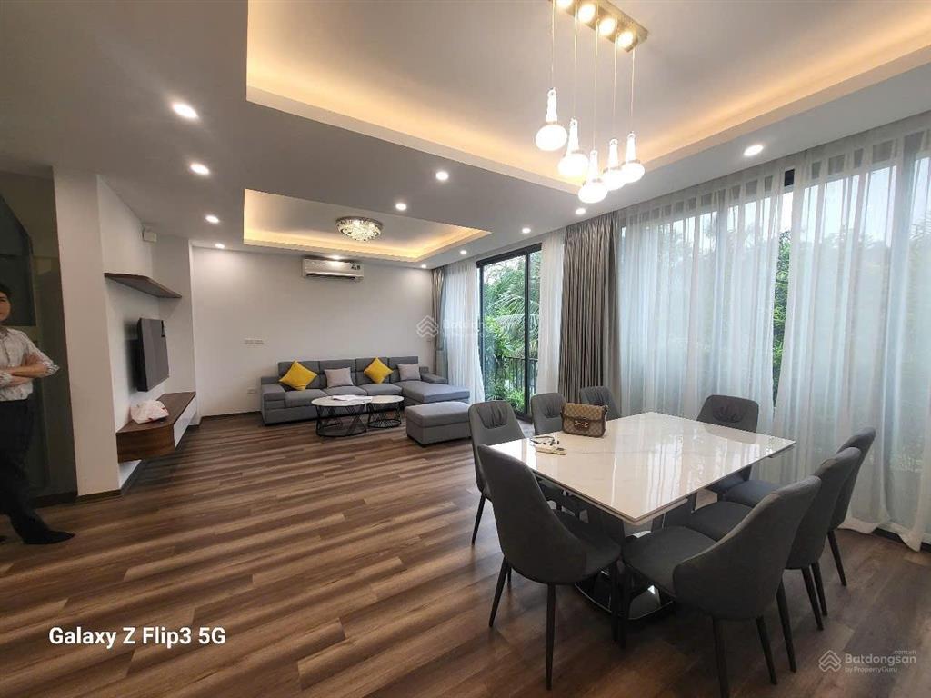 Cho thuê nguyên căn nhà phố flamingo 4 tầng (3 ngủ + bếp khách) full nội thất có thang máy