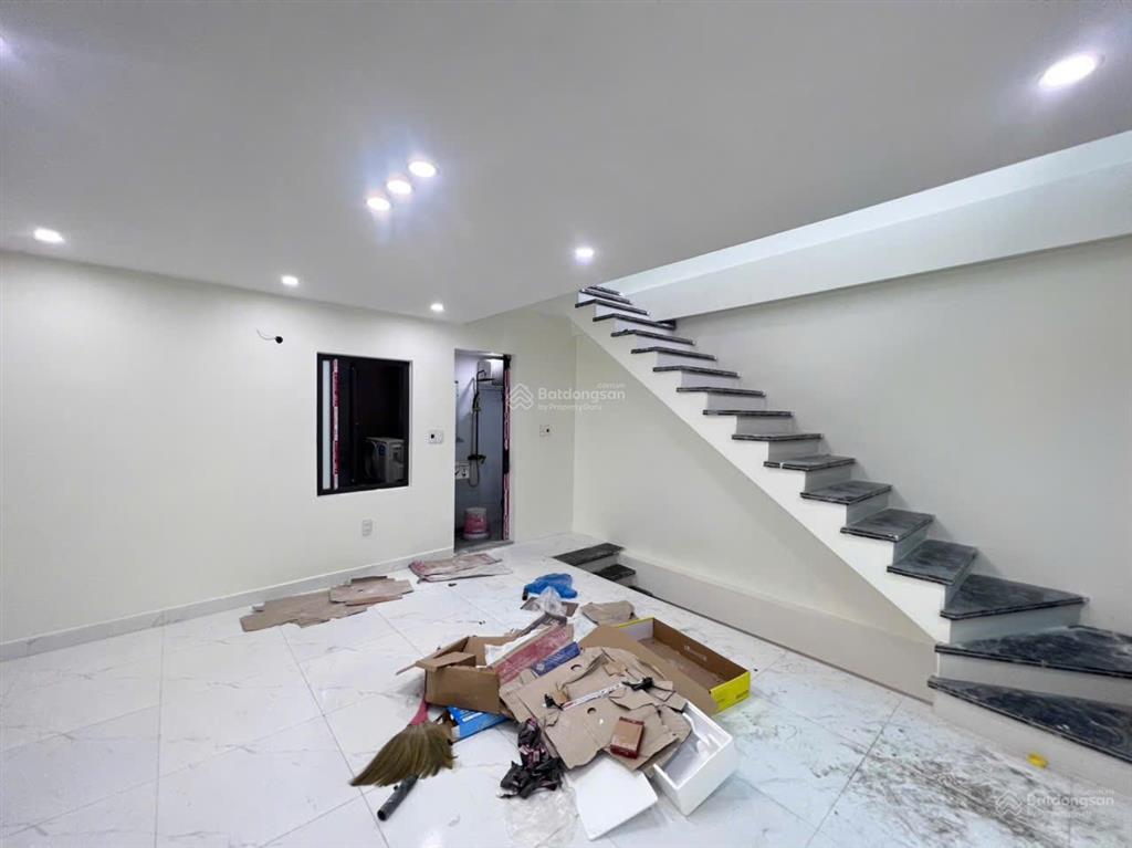 Cần bán căn nhà trong ngõ đường nguyễn tường loan  nghĩa xá  lê chân  hp